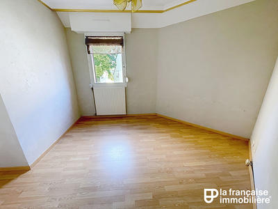 Appartement - 96 m² - 6 pièces
