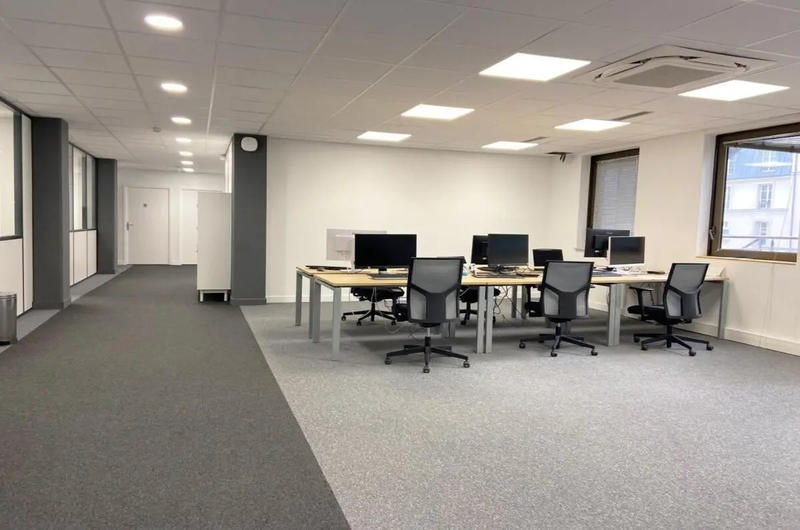 Bureau - 730 m²