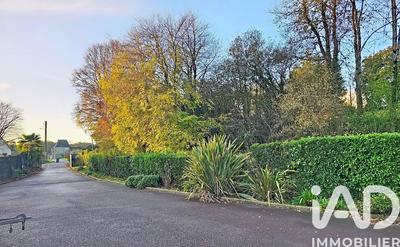 Maison - 200 m² - 9 pièces