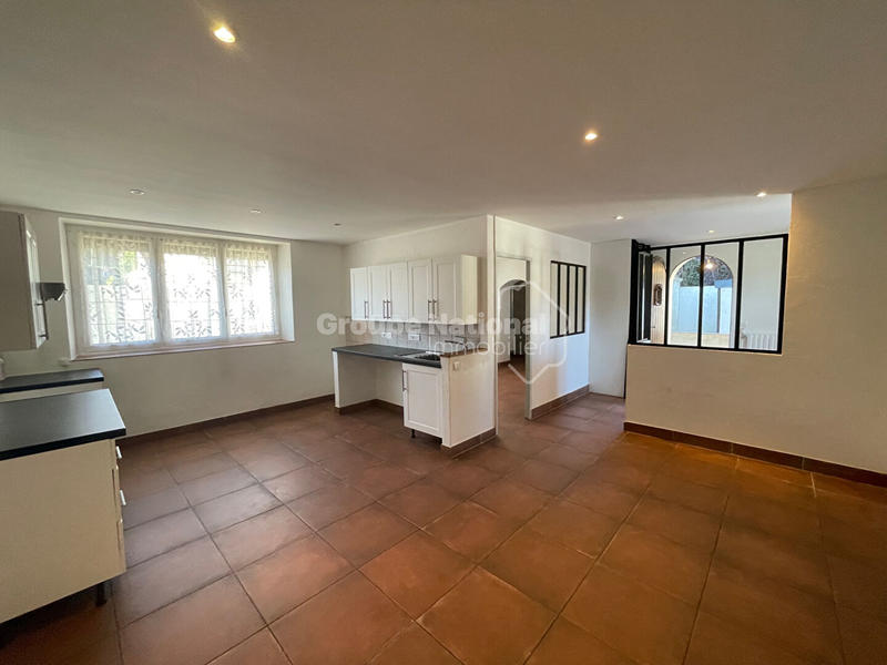 Immeuble - 14 pièces