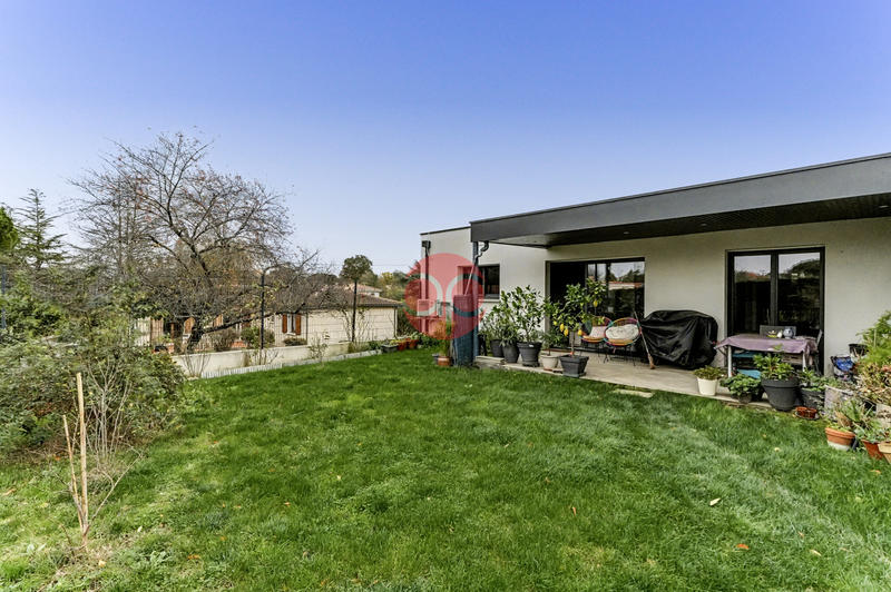 Maison - 83 m² - 4 pièces