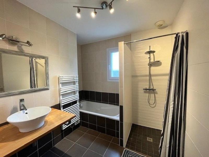 Maison traditionnelle - 103 m² - 4 pièces