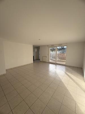 Appartement - 77 m² - 3 pièces