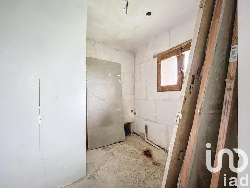 Maison - 180 m² - 8 pièces