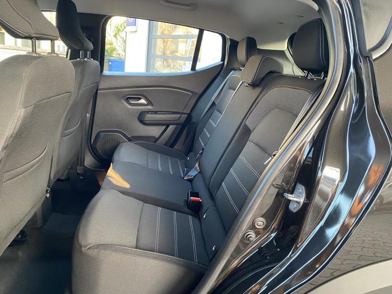 Dacia sandero III Stepway 90 Ch Essence Confort garantie 12 mois