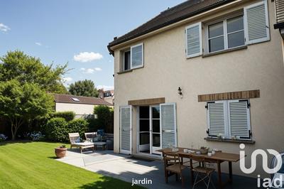 Maison - 144 m² - 7 pièces