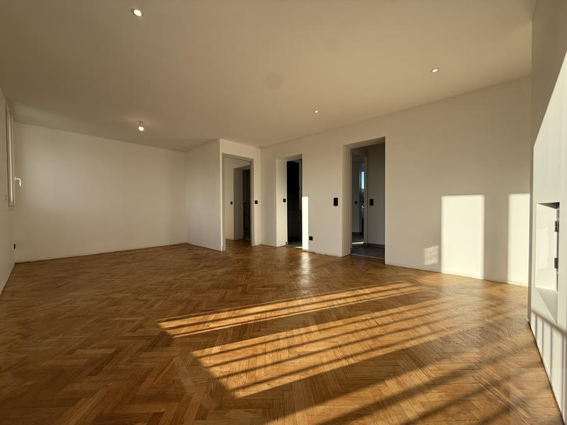 Appartement - 97 m² - 5 pièces