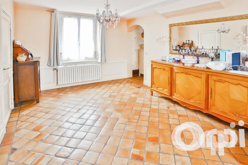 Maison - 189 m² - 6 pièces