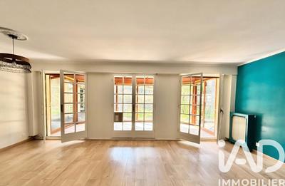 Maison - 88 m² - 4 pièces