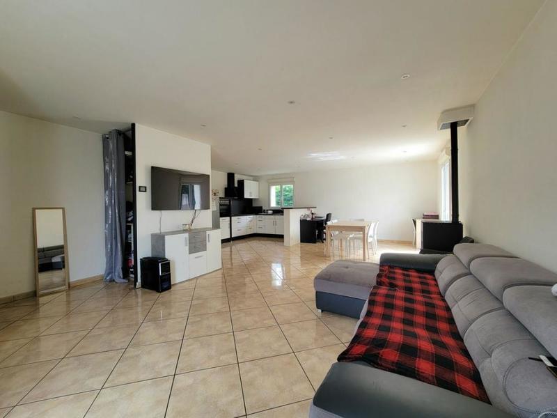 Maison - 92 m² - 4 pièces