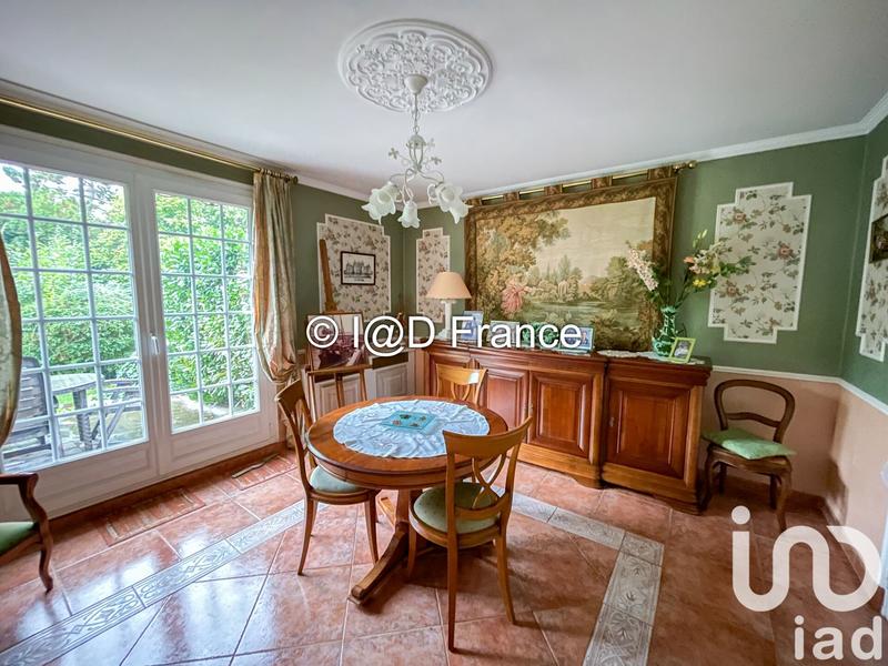 Maison - 160 m² - 8 pièces