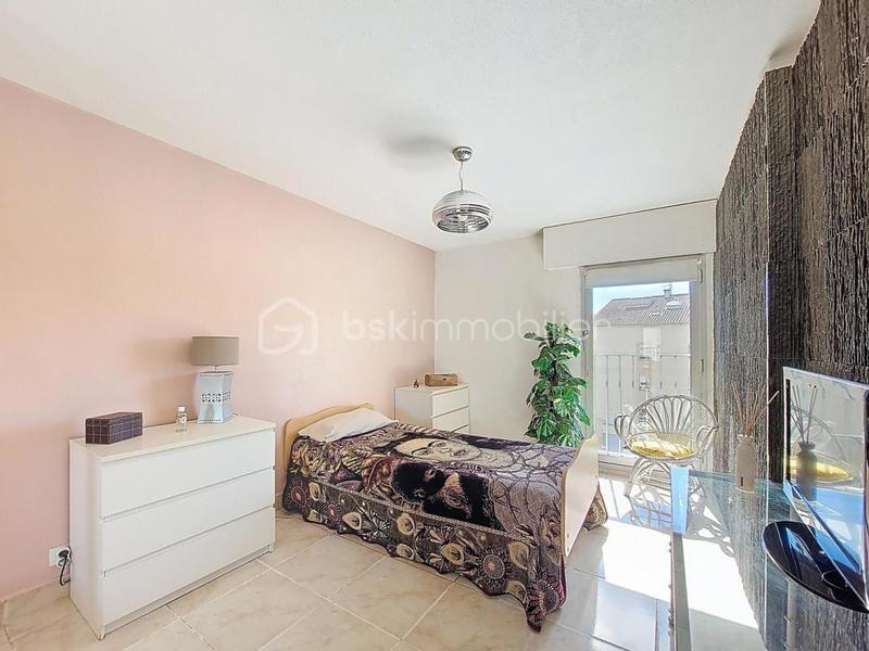 Appartement - 75 m² - 4 pièces