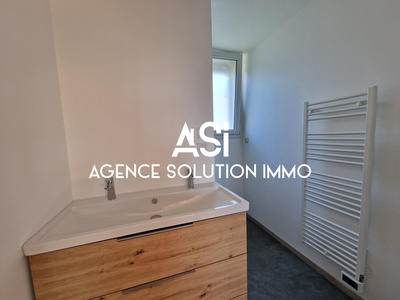 Maison - 74 m² - 5 pièces