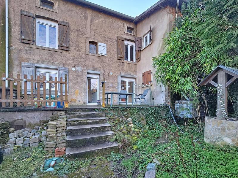 Maison - 177 m² - 7 pièces