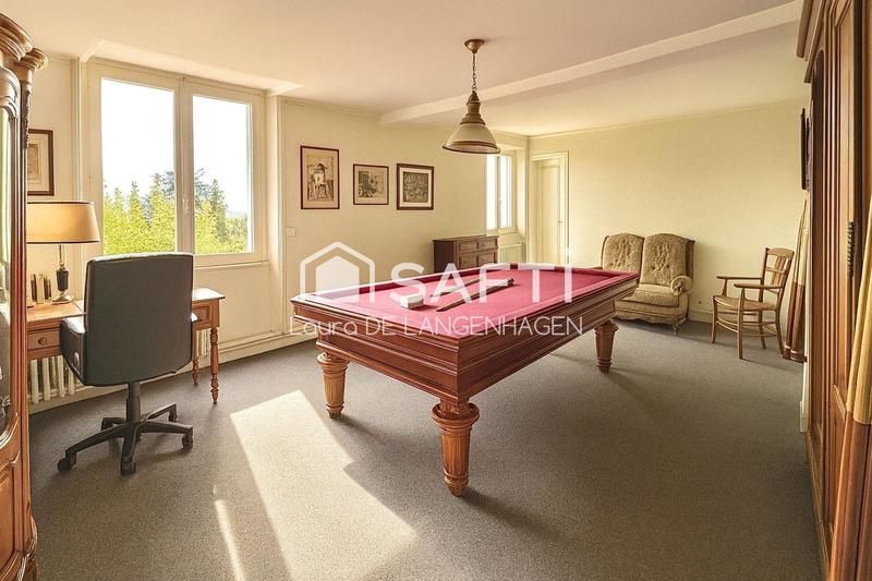 Maison de maîtres - 200 m² - 9 pièces