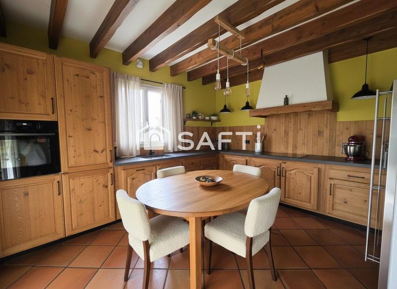 Maison - 153 m² - 5 pièces