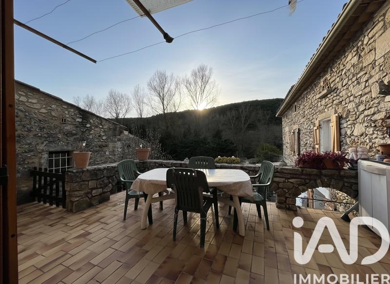 Maison - 289 m² - 12 pièces