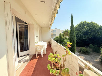 Appartement - 70 m² - 3 pièces