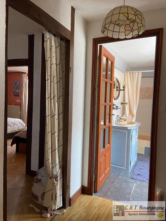 Maison ancienne - 215 m² - 7 pièces