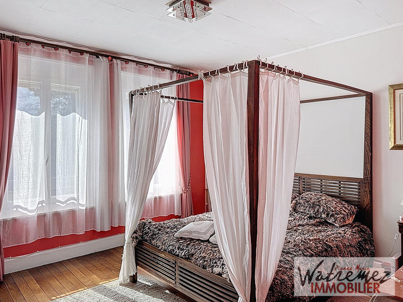 Maison - 282 m² - 11 pièces