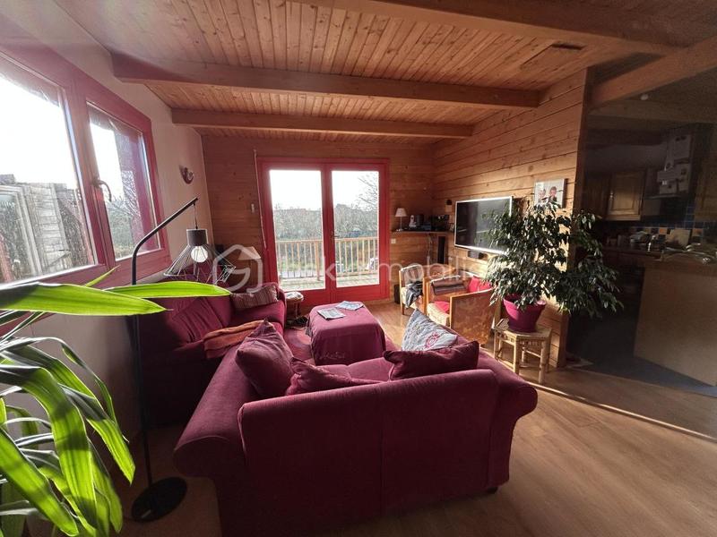 Propriété - 114 m² - 4 pièces