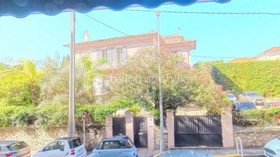 Appartement - 76 m² - 3 pièces