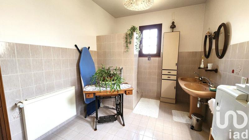 Maison - 219 m² - 6 pièces