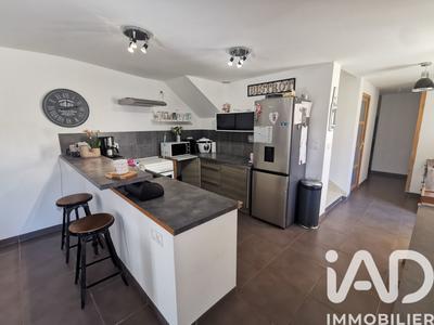 Maison - 110 m² - 4 pièces