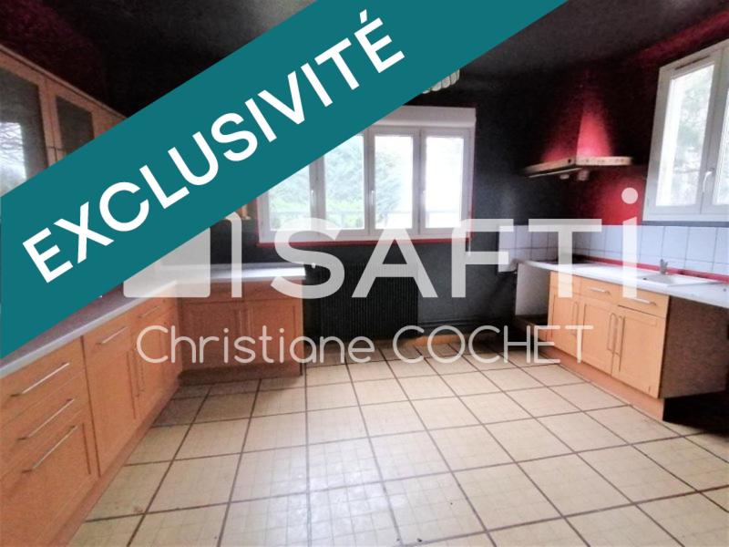 Maison - 284 m² - 12 pièces