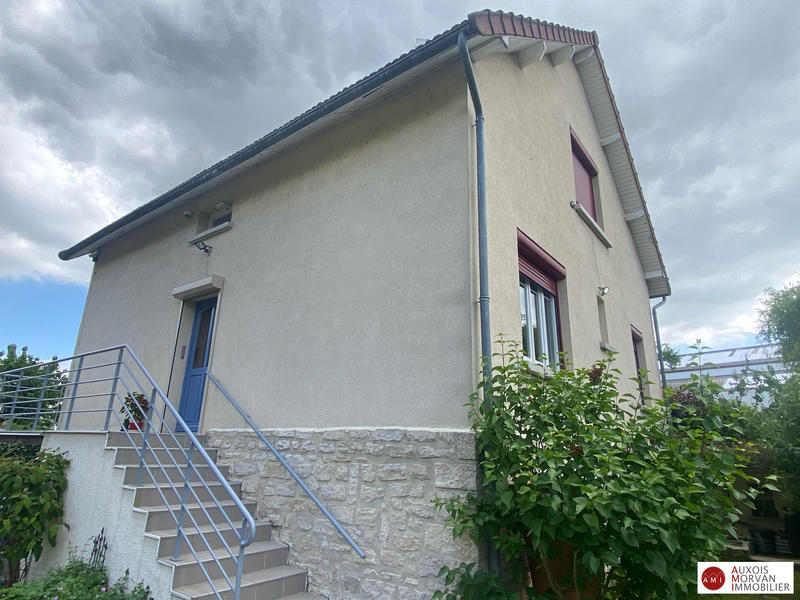 Maison - 112 m² - 5 pièces