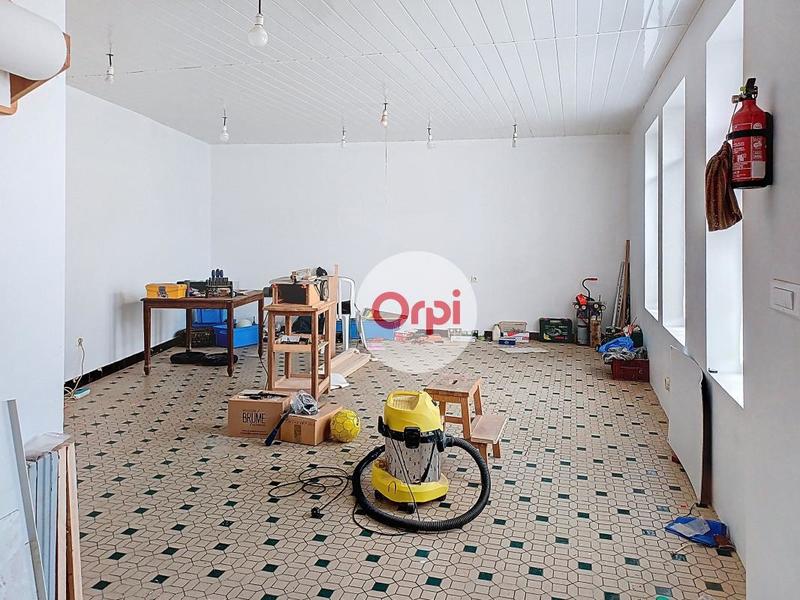 Maison - 205 m² - 6 pièces