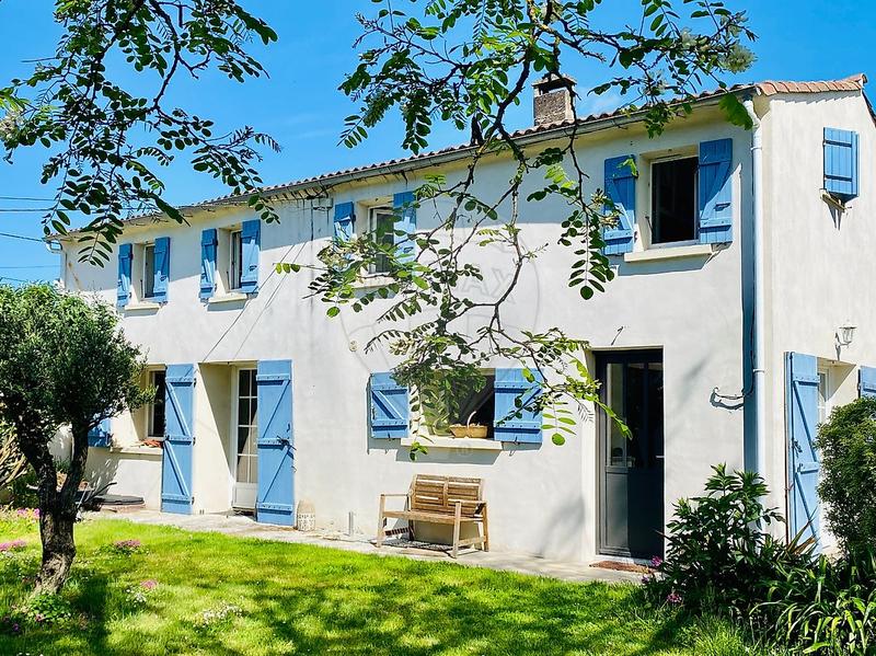 Maison - 115 m² - 4 pièces