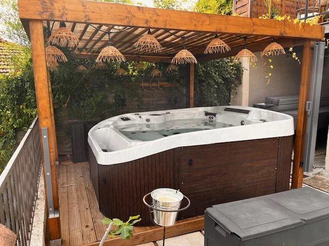 Maison - 145 m² - 5 pièces