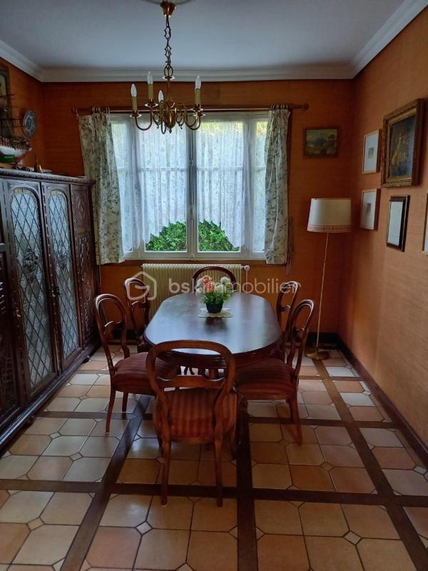 Maison - 150 m² - 7 pièces