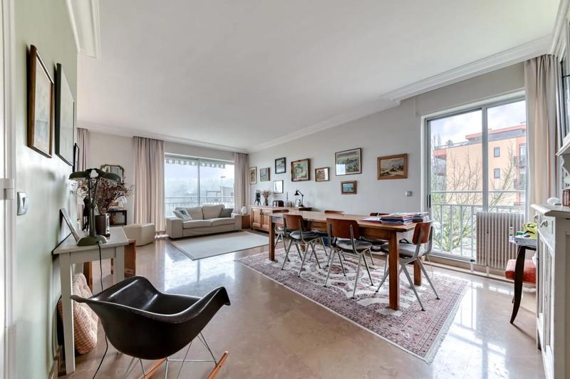 Appartement - 155 m² - 8 pièces