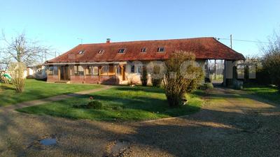 Corps de ferme - 227 m² - 7 pièces