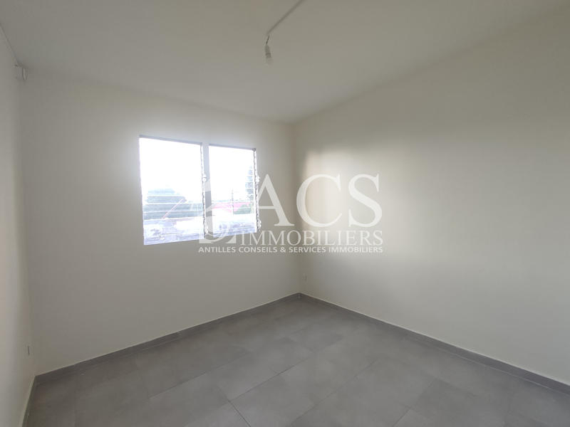 Appartement - 70 m² - 4 pièces