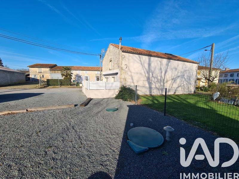 Maison de village - 92 m² - 6 pièces