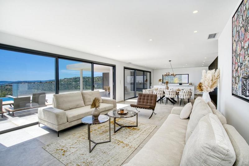 Villa - 287 m² - 7 pièces