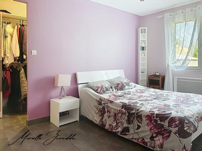 Maison - 169 m² - 8 pièces