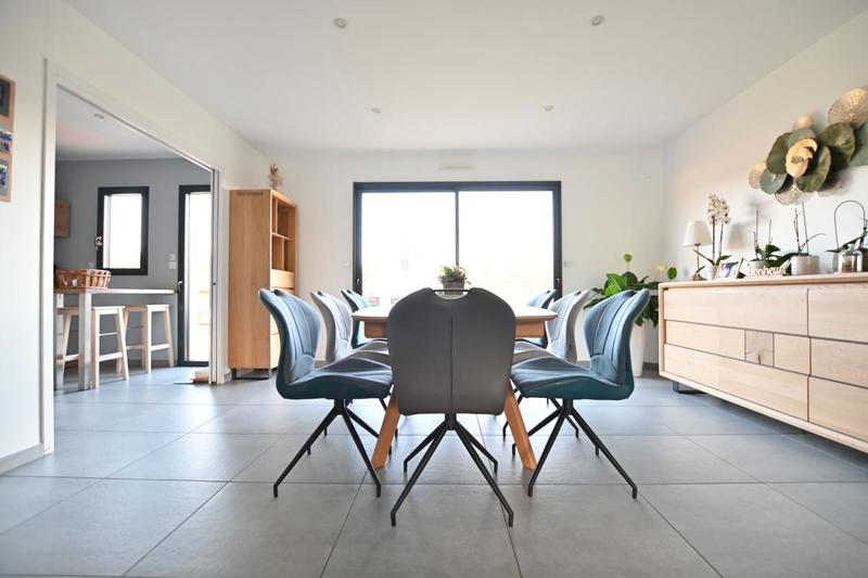 Maison - 151 m² - 6 pièces