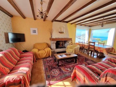 Maison traditionnelle - 120 m² - 6 pièces