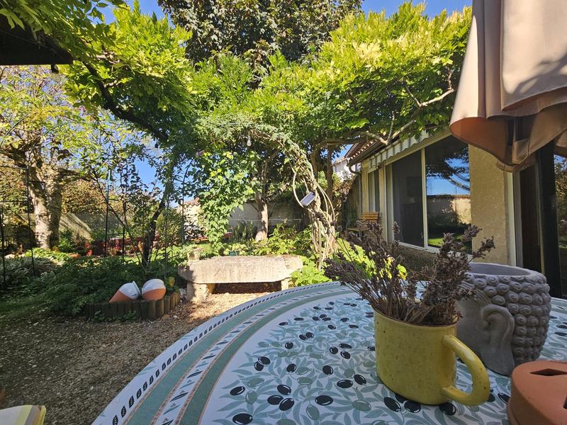 Maison traditionnelle - 157 m² - 4 pièces