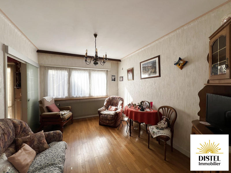 Maison - 98 m² - 6 pièces