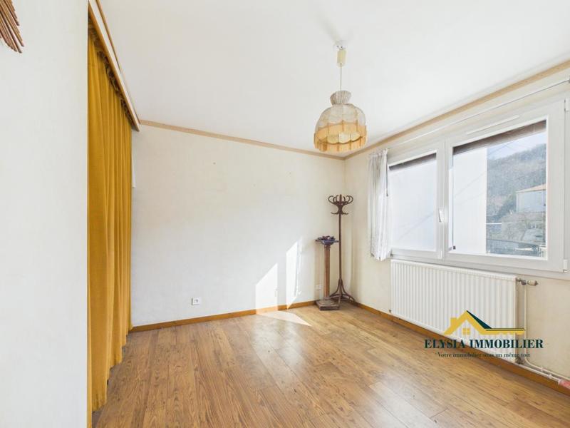 Maison - 101 m² - 4 pièces