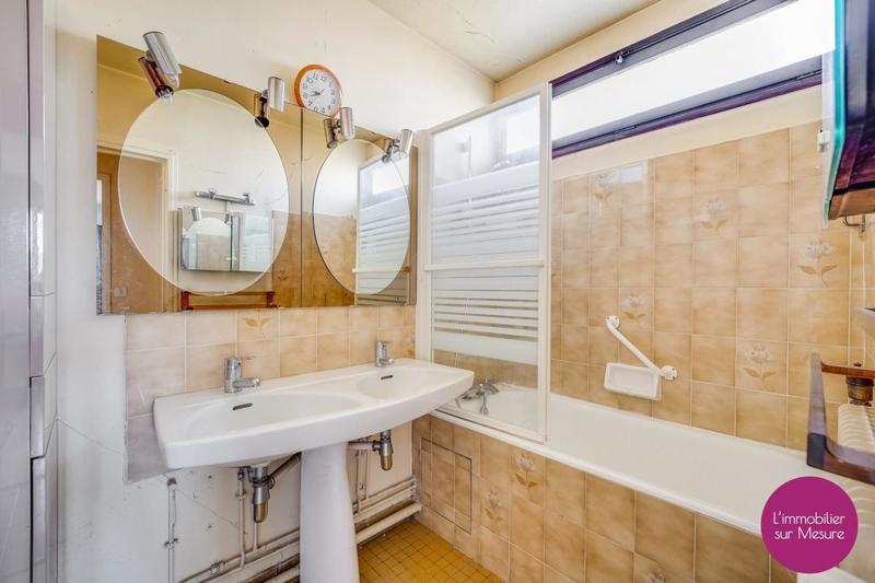 Appartement - 85 m² - 4 pièces