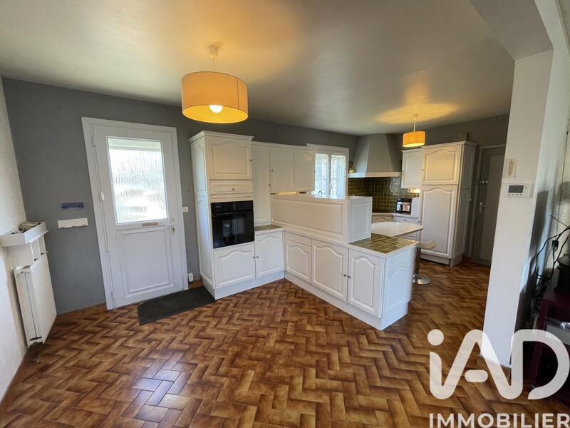 Maison - 141 m² - 6 pièces