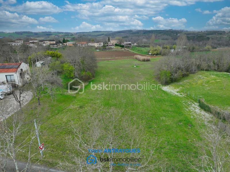 Terrain constructible - 1 000 m²