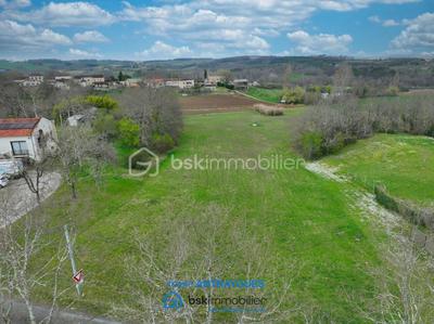 Terrain constructible - 1 000 m²