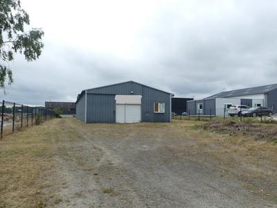 Local d'activités - 275 m²